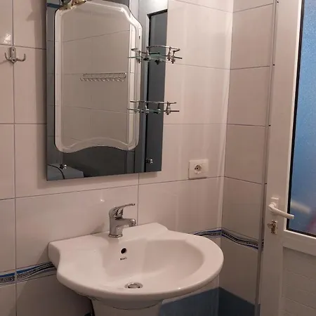 Sia *